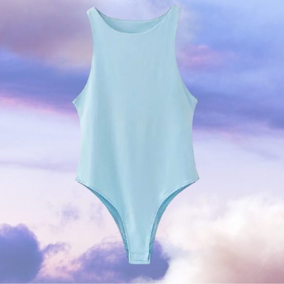 Super soft and stretchy bodysuit with 3 snap bottom. NKD Collections boutique - Picture 4 of 6
